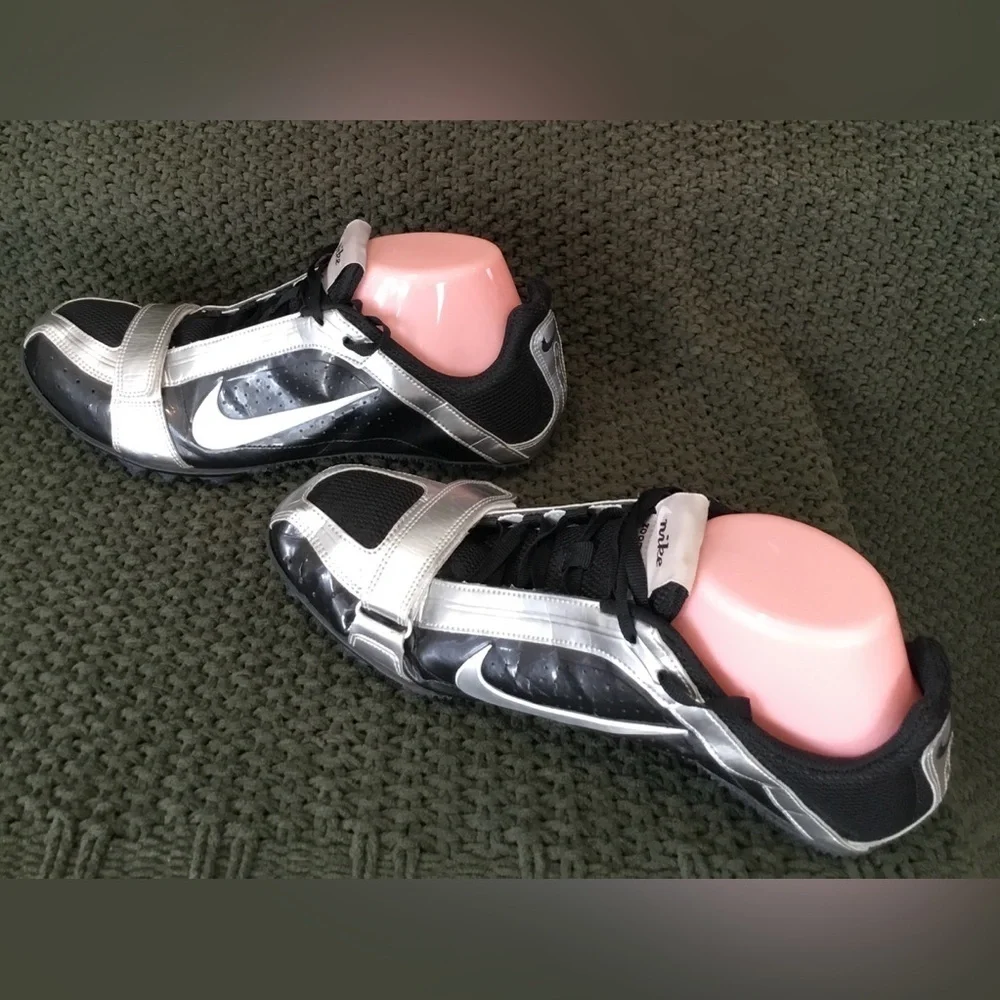Nike Bowerman Men's Track & Field Shoes Black/Silver, Adjustable Velcro; Size 10